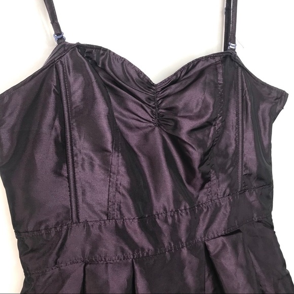 Purple Taffeta Party dress - Picture 6 of 7